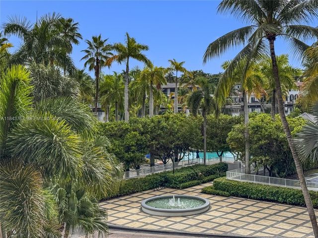 21150 Point Place 406, Aventura, FL 33180
