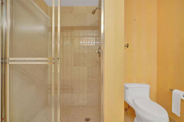 21150 Point Place 406, Aventura, FL 33180