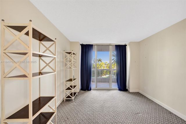 21150 Point Place 406, Aventura, FL 33180