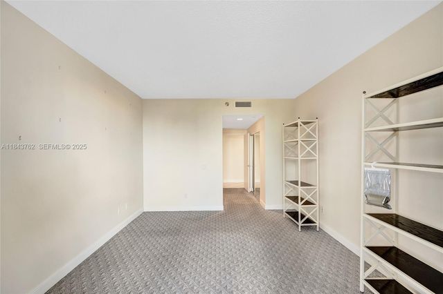 21150 Point Place 406, Aventura, FL 33180