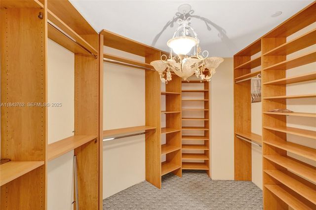 21150 Point Place 406, Aventura, FL 33180