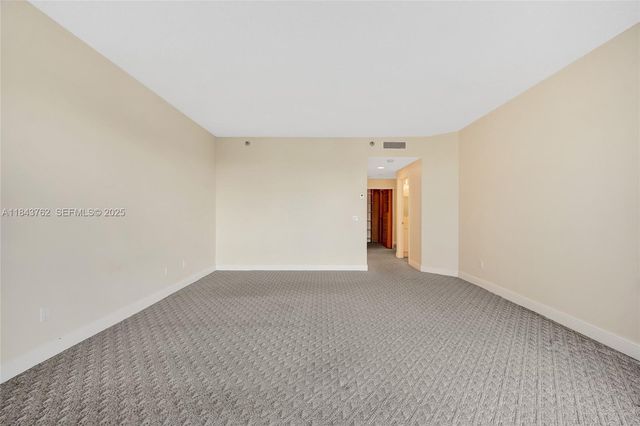 21150 Point Place 406, Aventura, FL 33180