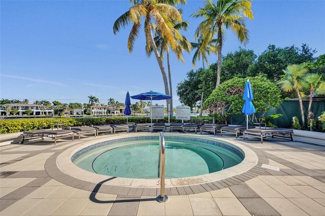 21150 Point Place 406, Aventura, FL 33180