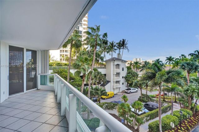 21150 Point Place 406, Aventura, FL 33180