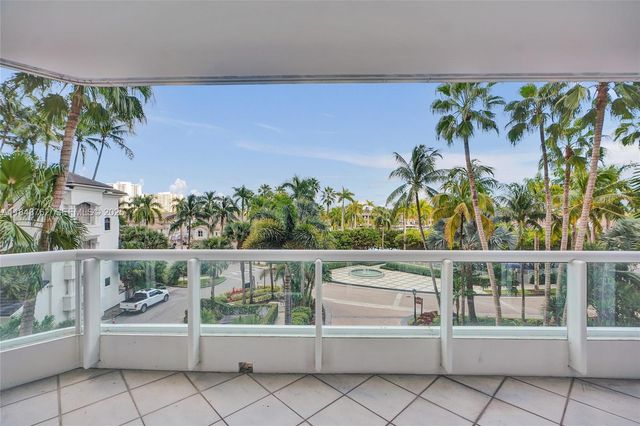 21150 Point Place 406, Aventura, FL 33180