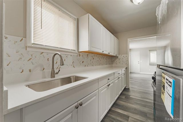 5886 Gulley Street, Taylor, MI 48180