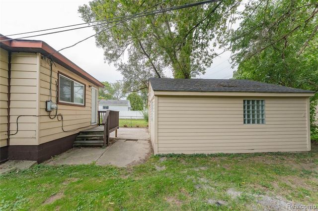 5886 Gulley Street, Taylor, MI 48180
