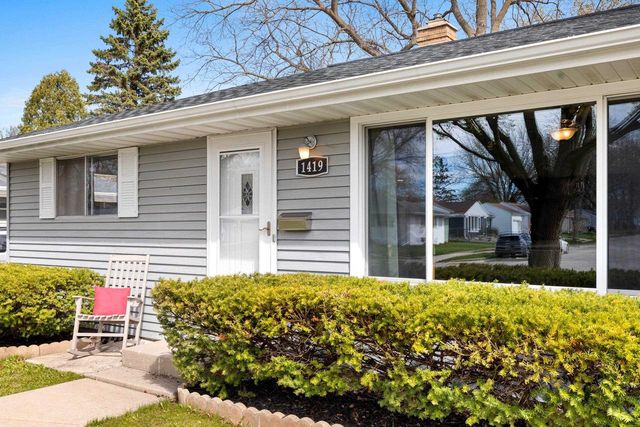 1419 SPENCE STREET, Green Bay, WI 54303