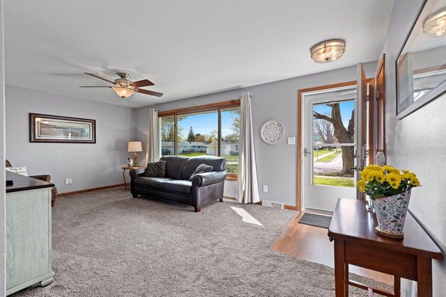 1419 SPENCE STREET, Green Bay, WI 54303