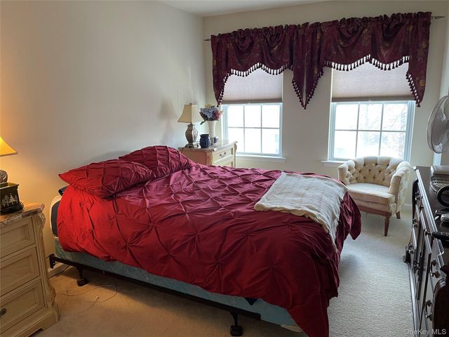 75 Warwick Drive, Massapequa, NY 11758