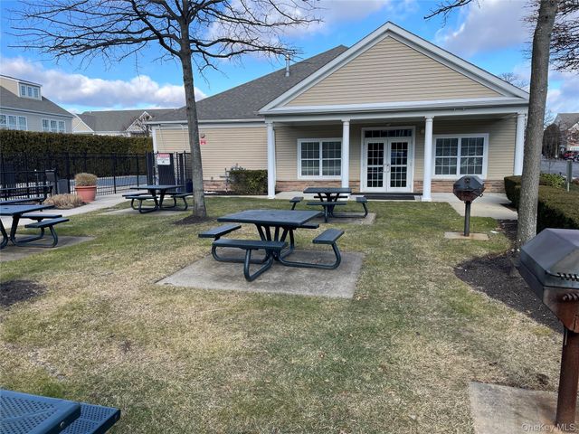 75 Warwick Drive, Massapequa, NY 11758