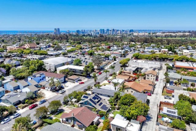 3090 Hawthorn, San Diego, CA 92104