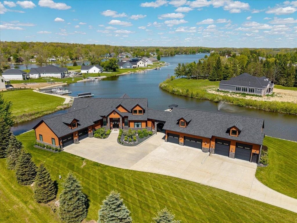 8750 Dalton Road, Onsted, MI 49265