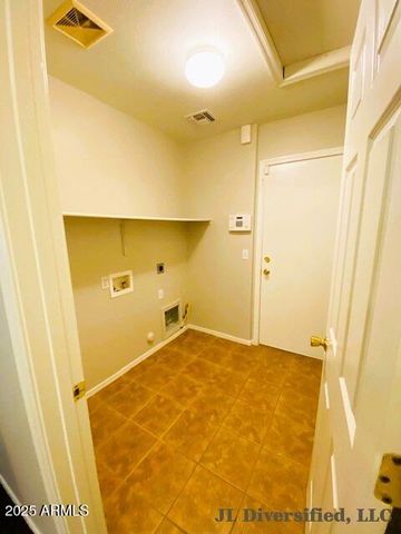 6914 S OPAL Drive, Chandler, AZ 85249