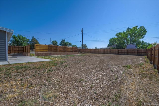 300 S Main Street, Keenesburg, CO 80643