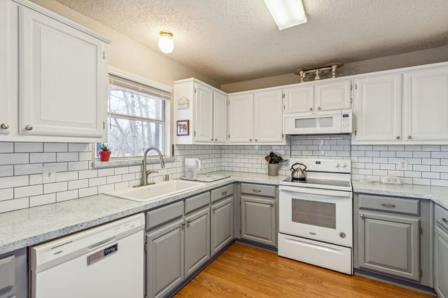 1945 Helen Lane, Lewisville, TX 75067