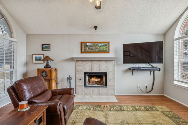 1945 Helen Lane, Lewisville, TX 75067