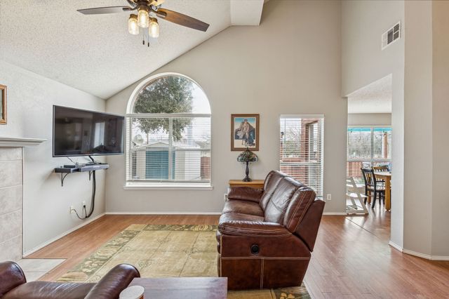 1945 Helen Lane, Lewisville, TX 75067