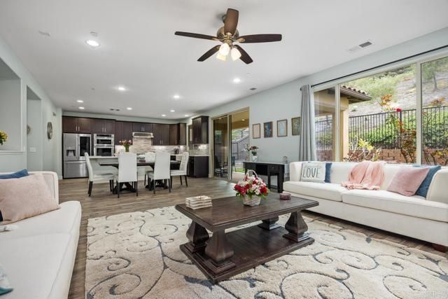 219 Flores Lane, Vista, CA 92083