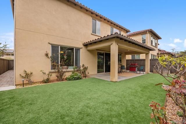 219 Flores Lane, Vista, CA 92083