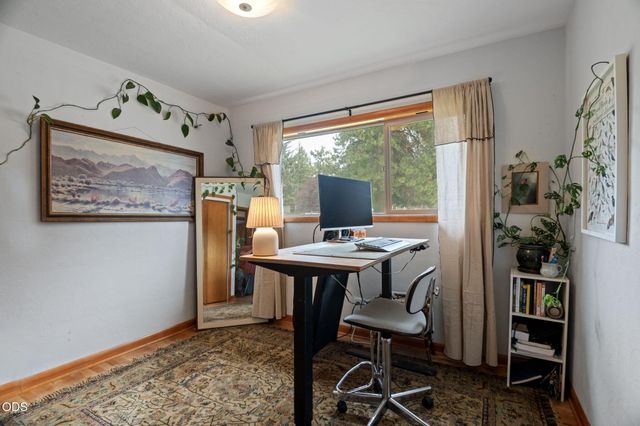 669 NE Lafayette Avenue, Bend, OR 97701