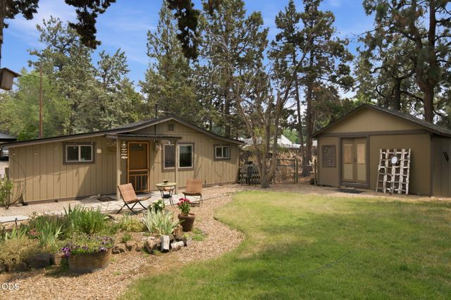 669 NE Lafayette Avenue, Bend, OR 97701
