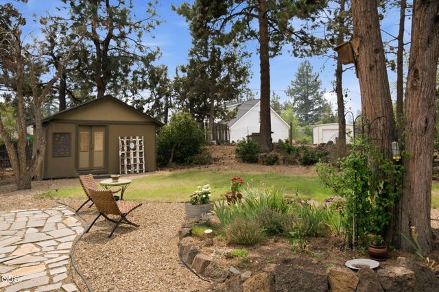 669 NE Lafayette Avenue, Bend, OR 97701
