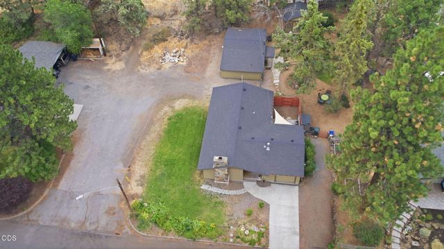 669 NE Lafayette Avenue, Bend, OR 97701