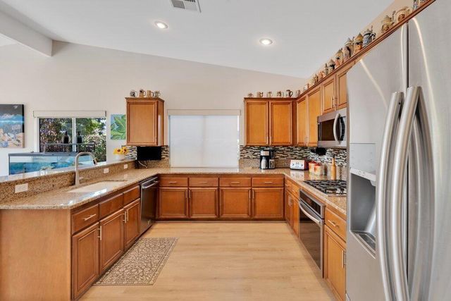 40747 Baranda Court, Palm Desert, CA 92260