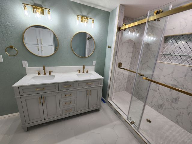 124 SEQUOYA Drive E, Lake Kiowa, TX 76240