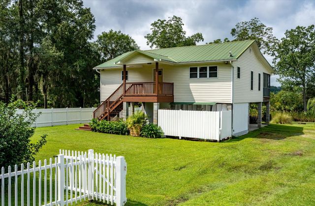 5271 Prices Bridge Lane, Walterboro, SC 29488