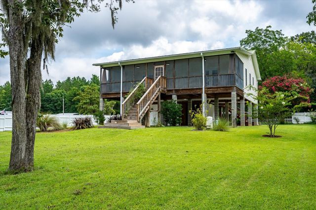 5271 Prices Bridge Lane, Walterboro, SC 29488