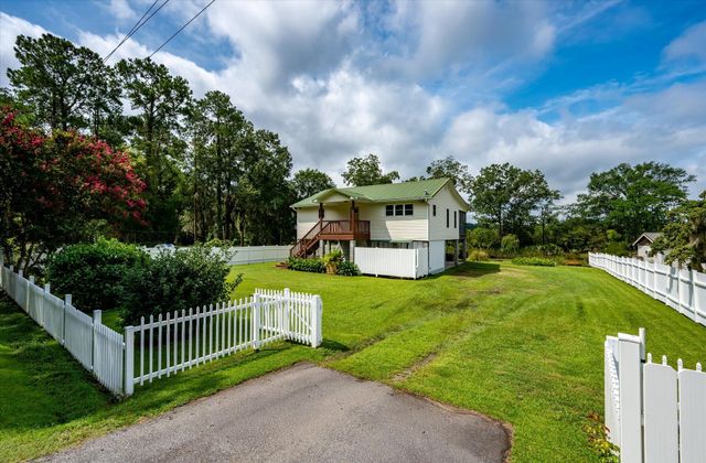 5271 Prices Bridge Lane, Walterboro, SC 29488