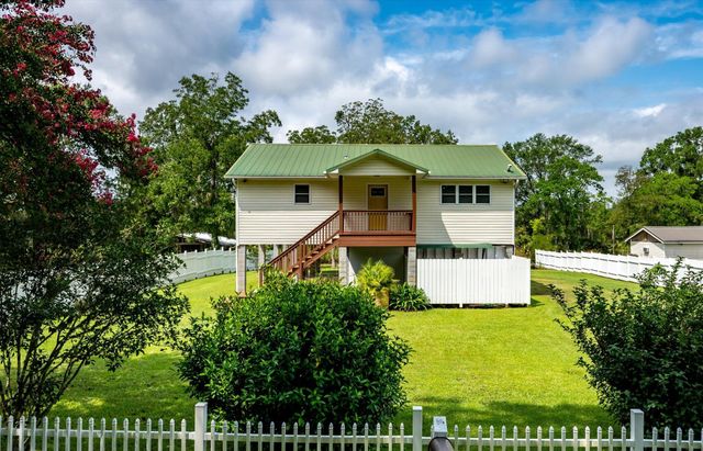 5271 Prices Bridge Lane, Walterboro, SC 29488
