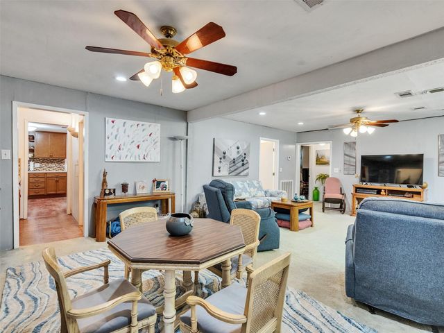 176 Burchfield Drive, Livingston, TX 77351