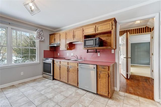 262 Glendale Circle, Eden, NC 27288