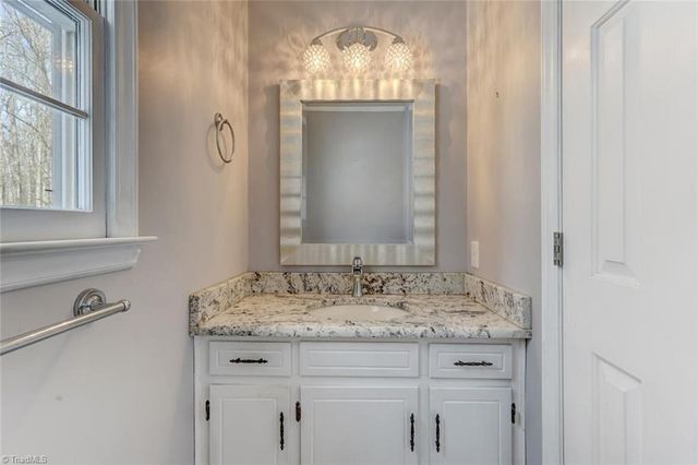 262 Glendale Circle, Eden, NC 27288