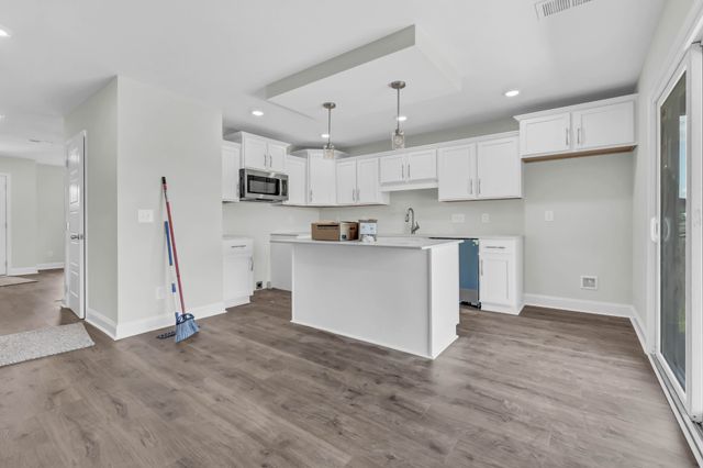 341 Galway Dr, Clarksville, TN 37042