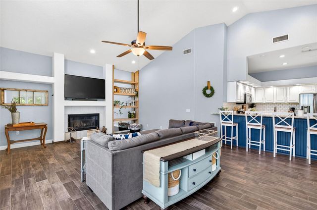 2603 CATHEDRAL OAKS PLACE, Plant City, FL 33565