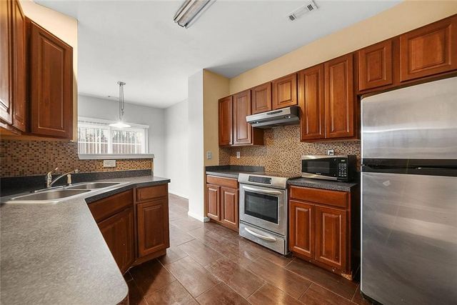 1108 Treymont Lane, Lawrenceville, GA 30045