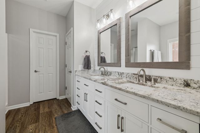 1003 Rutherford Way, Hendersonville, TN 37075