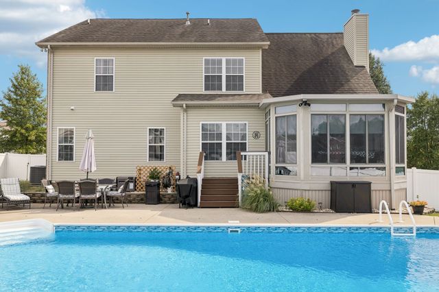 1003 Rutherford Way, Hendersonville, TN 37075