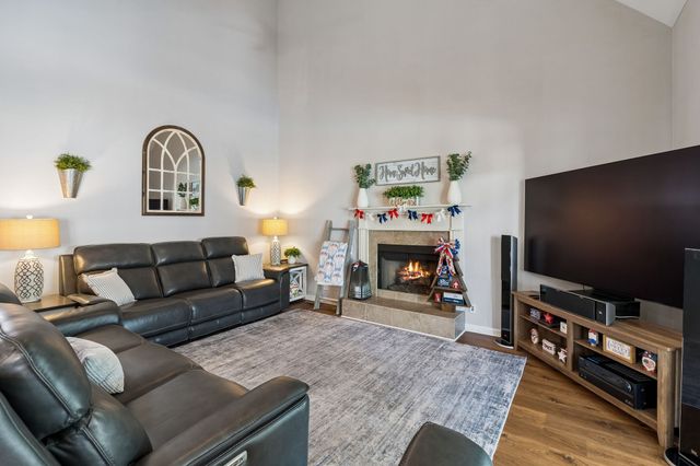 1003 Rutherford Way, Hendersonville, TN 37075