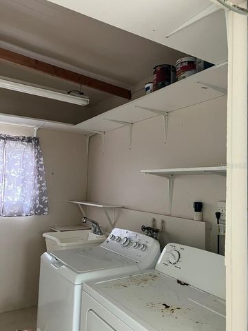 1305 MOHAWK CIRCLE, Tavares, FL 32778