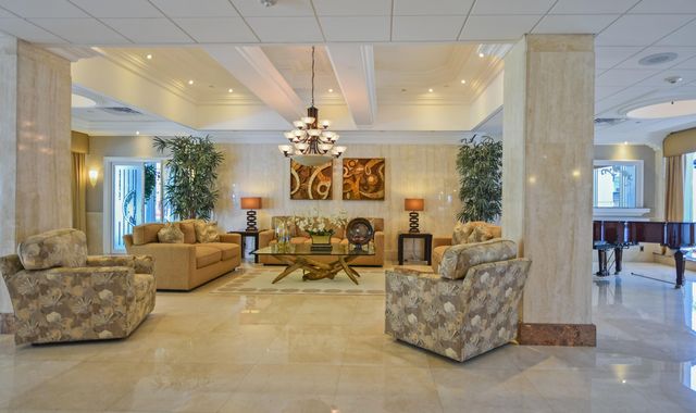 1012 N Ocean Boulevard 202, Pompano Beach, FL 33062