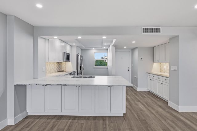 1012 N Ocean Boulevard 202, Pompano Beach, FL 33062