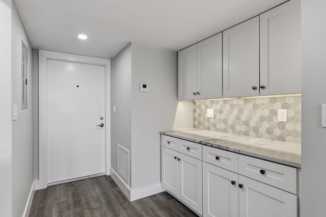1012 N Ocean Boulevard 202, Pompano Beach, FL 33062