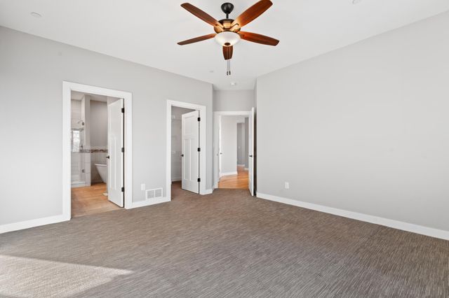 522 Panorama Circle NW, Rochester, MN 55901