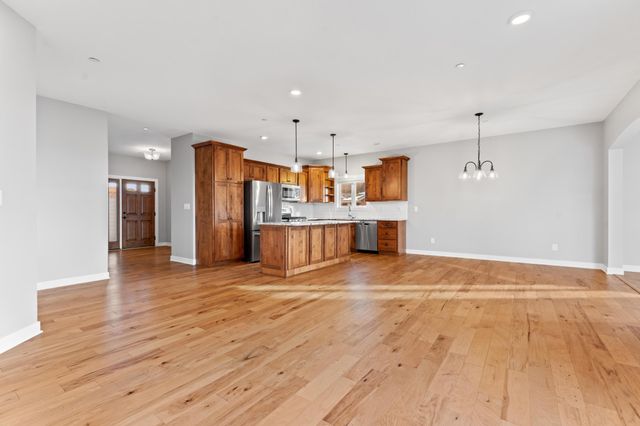 522 Panorama Circle NW, Rochester, MN 55901