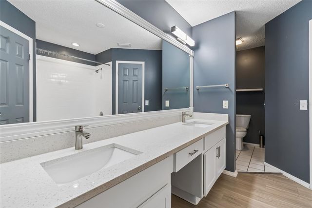 7123 SILVERMILL DRIVE, Tampa, FL 33635